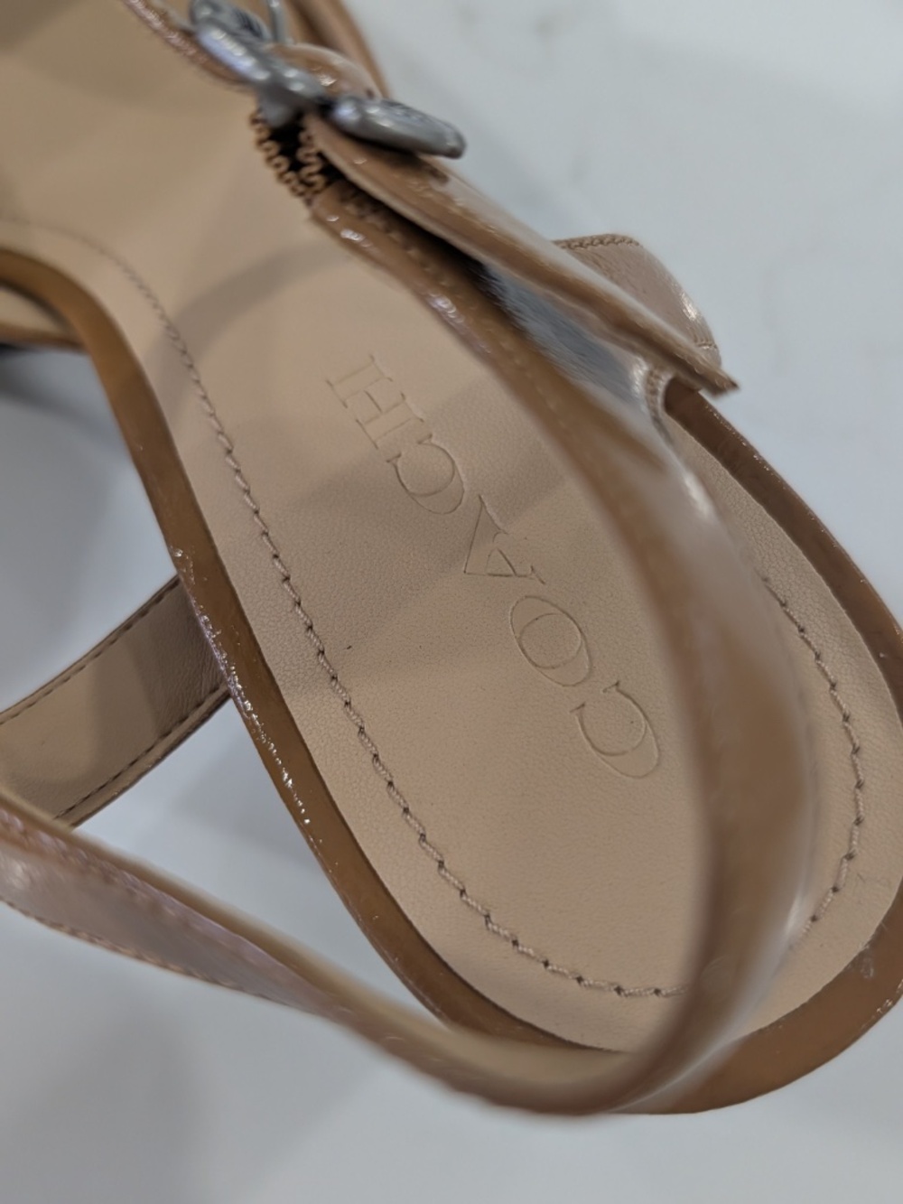 COACH Tea Rose Platform Pumps Size 10 Brown Glazed Leather Flower Buckle NWOB - Picture 4 of 14